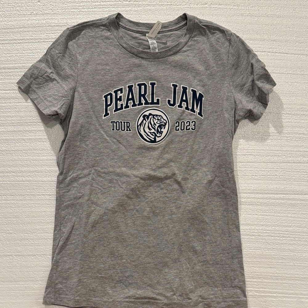 Pearl Jam Tour 2023 Gray Women’s T-Shirt